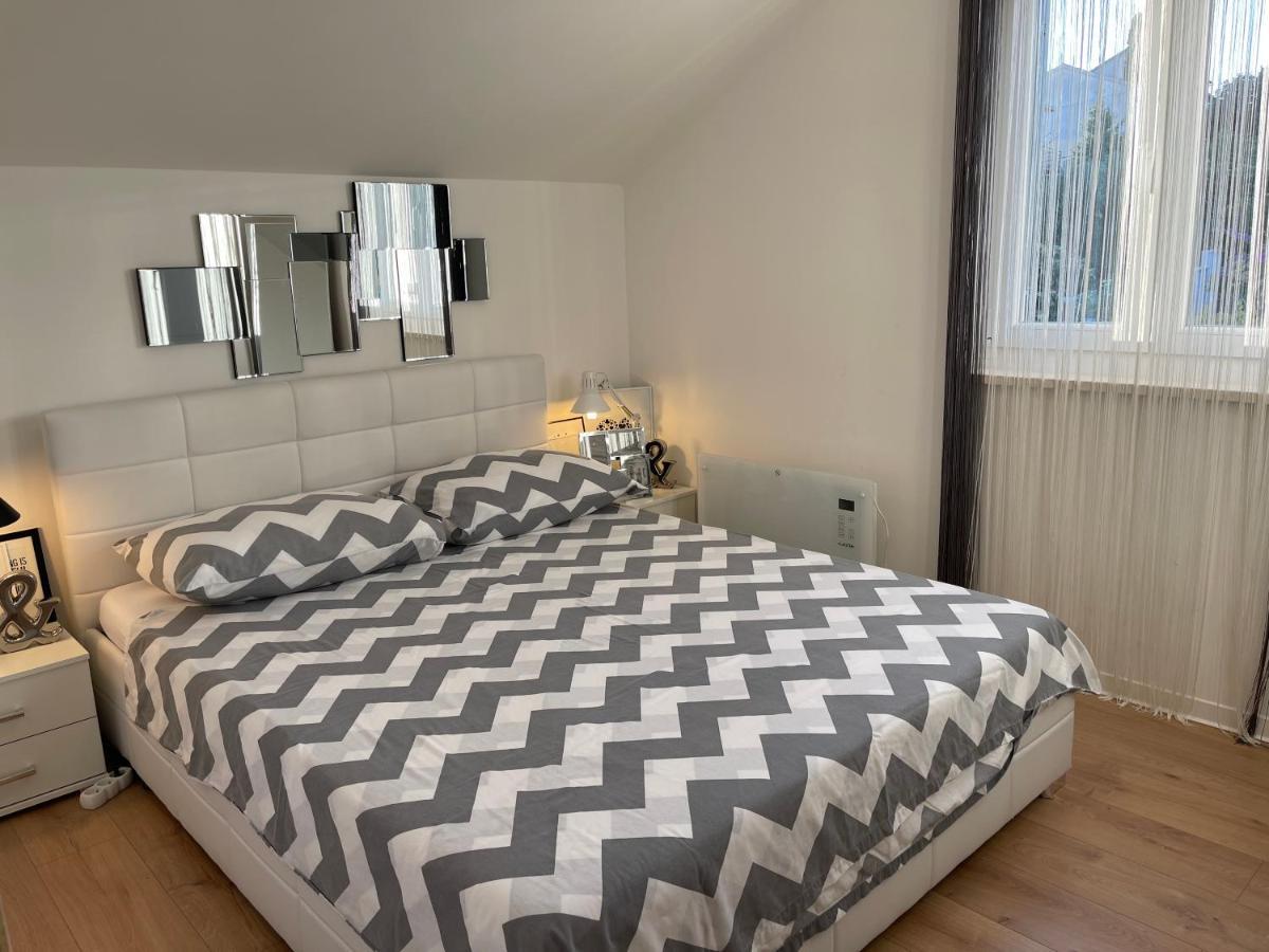 Apartment New Chic Супетар Экстерьер фото